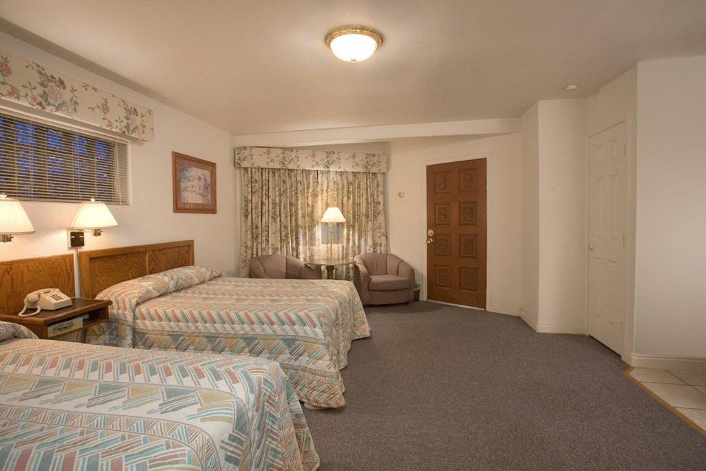 Stagecoach Motel Colorado Springs Ruang foto