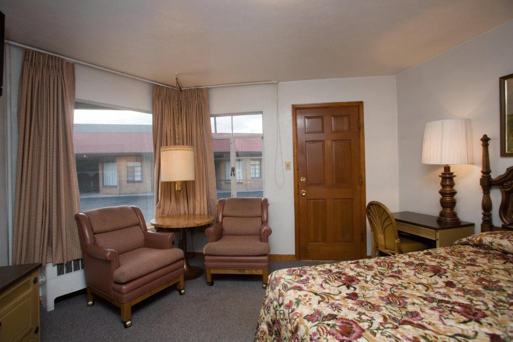 Stagecoach Motel Colorado Springs Ruang foto